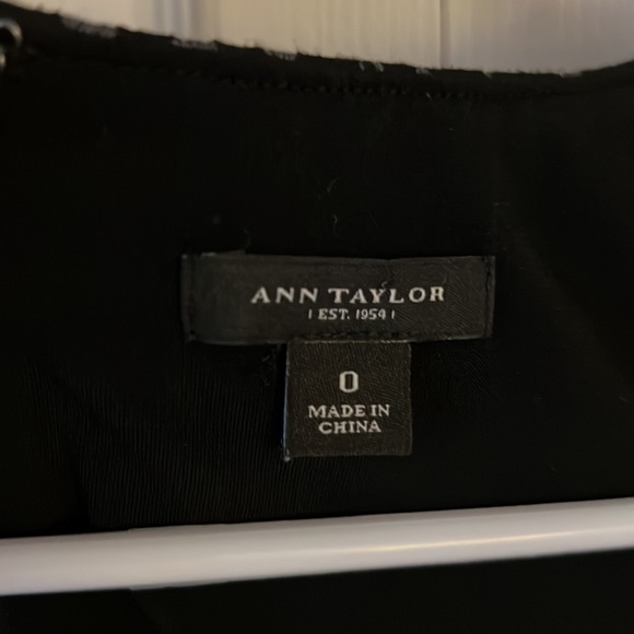 Ann Taylor Gray and Black leopard dress 👗 - Picture 2 of 4